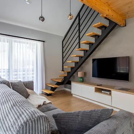 Apartament 20 Obroncow Pokoju 10A